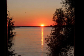 Romantic Waterfront Sunset Views in PEC